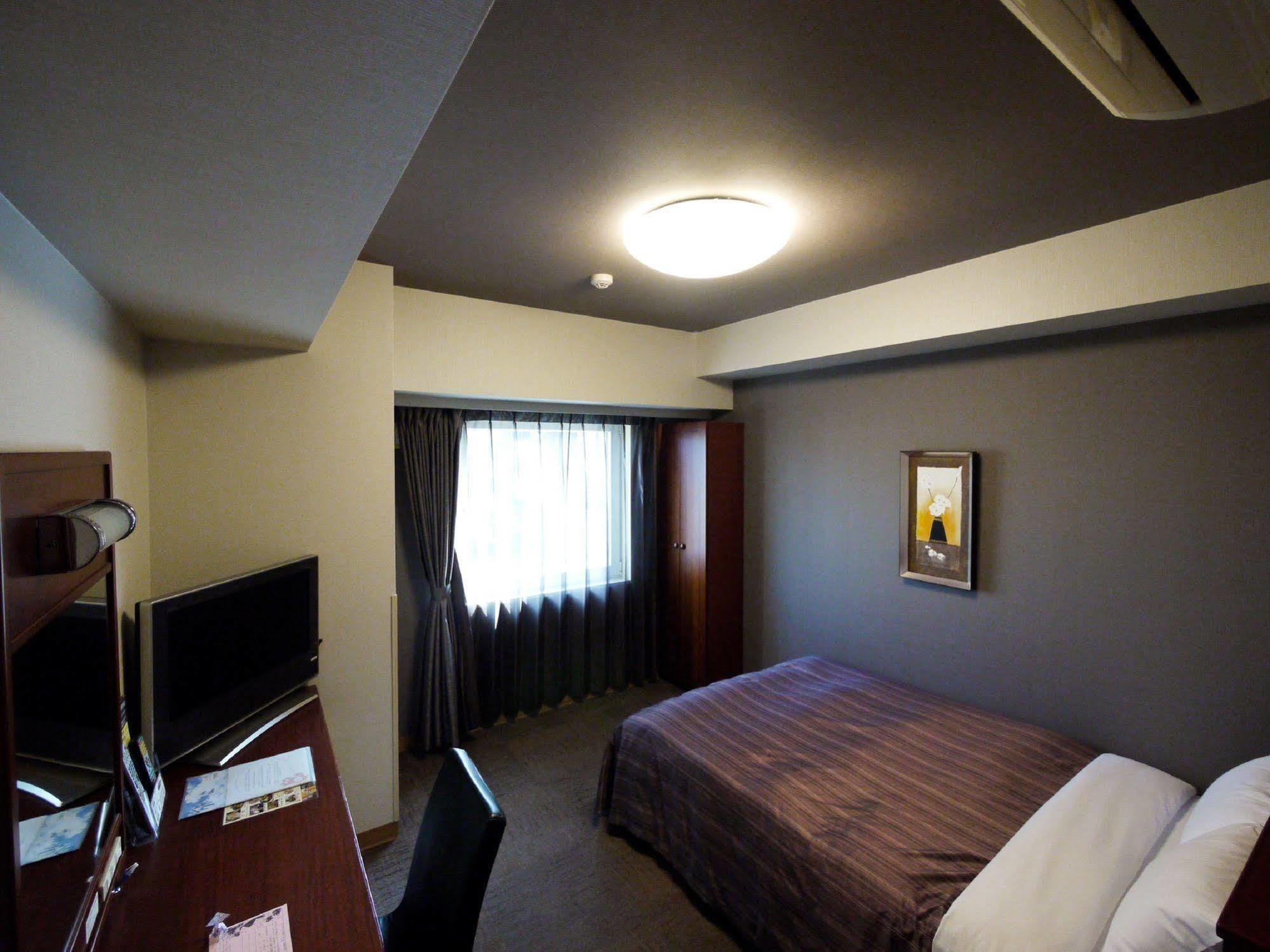 Hotel Route-Inn Koga Ekimae Zewnętrze zdjęcie